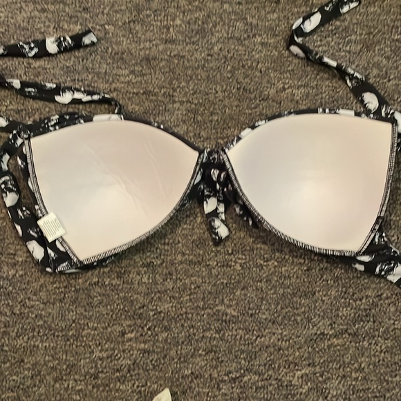 NWOT SKULL print bikini swimsuit 3x - Picture 3 of 4